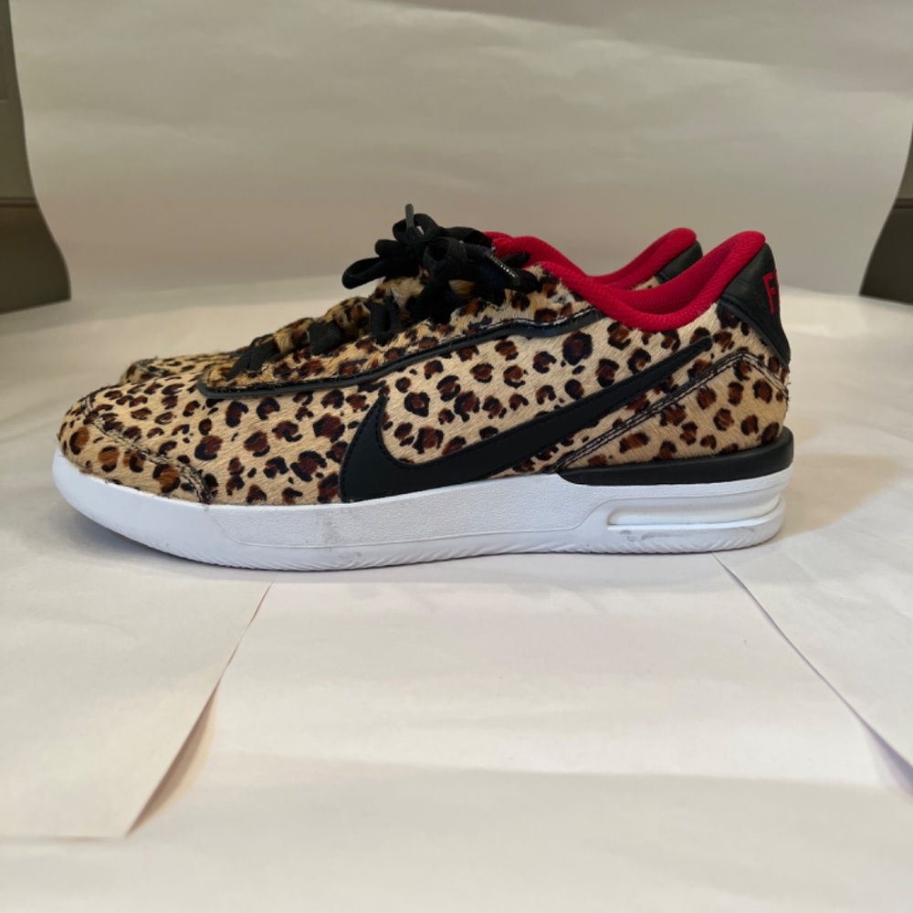 Nike Leopard Fearless Sneakers Womens 10